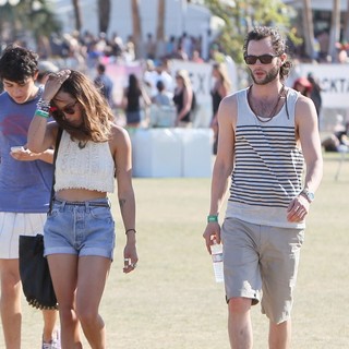 Zoe Kravitz, Penn Badgley in Celebrities at The 2012 Coachella Valley Music and Arts Festival - Week 2 Day 3