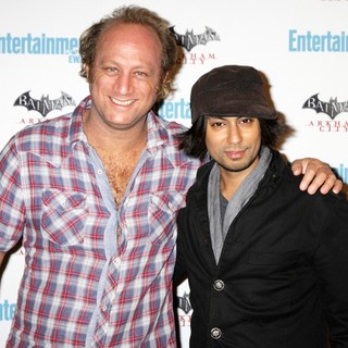 Scott Krinsky, Vik Sahay in Comic Con 2011 Day 3 - Entertainment Weekly Party - Arrivals