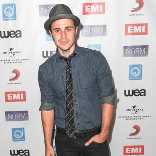 Kris Allen in The NARM Music Biz Awards Dinner Party - Arrivals - kris-allen-narm-music-biz-awards-02