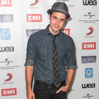 Kris Allen in The NARM Music Biz Awards Dinner Party - Arrivals - kris-allen-narm-music-biz-awards-03