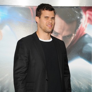 Kris Humphries in World Premiere of Man of Steel - Arrivals