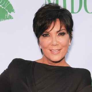 Kris Jenner in Kim Kardashian Hosts The Midori Makeover Parlour - kris-jenner-kim-kardashian-hosts-the-midori-makeover-parlour-01