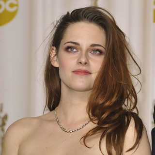 Kristen Stewart in The 85th Annual Oscars - Press Room