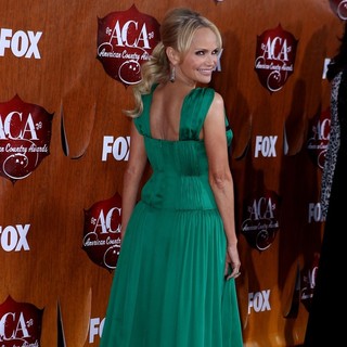 Kristin Chenoweth in 2011 American Country Awards - Arrivals