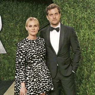 Diane Kruger, Joshua Jackson in 2013 Vanity Fair Oscar Party - Arrivals