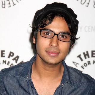 Kunal Nayyar in The Big Bang Theory PaleyFest 2009 Event