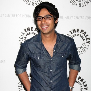 Kunal Nayyar in The Big Bang Theory PaleyFest 2009 Event
