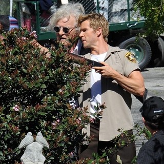 Ryan Kwanten, Rutger Hauer in Actors on The Set of True Blood