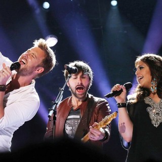 Lady Antebellum in The 2013 CMA Music Festival - Day 2 - lady-antebellum-2013-cma-music-festival-04