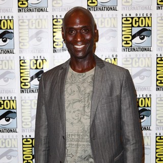Lance Reddick in Comic Con Day 3 - Fringe Press Room - lance-reddick-comic-con-day-3-fringe-01