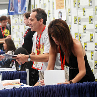 Larry Thomas in Signs Autographs For Fans at Comic Con