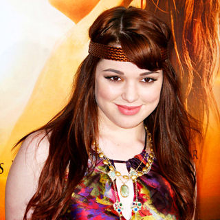 Jennifer Stone in Los Angeles Premiere of 'The Last Song'