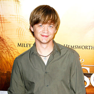 Jason Earles in Los Angeles Premiere of 'The Last Song'