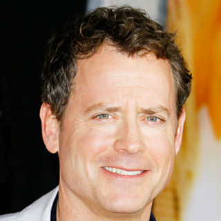 Greg Kinnear in Los Angeles Premiere of 'The Last Song'