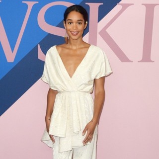 laura harrier la laura harrier picture 4 los angeles premiere of spider laura harrier la laura harrier picture 4 los angeles premiere of spider