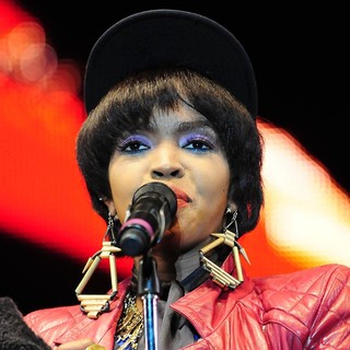 Lauryn Hill in Lauryn Hill Performs at The 6th Annual Jazz