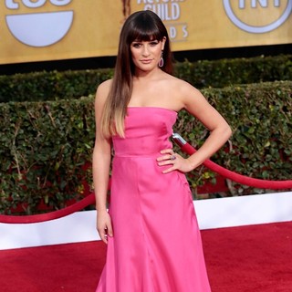 Lea Michele in 19th Annual Screen Actors Guild Awards - Arrivals - lea-michele-19th-annual-screen-actors-guild-awards-02