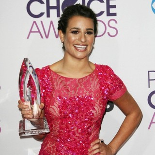 Lea Michele in People's Choice Awards 2013 - Press Room