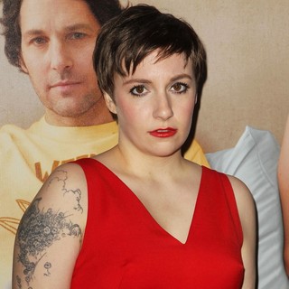 Lena Dunham in This Is 40 - Los Angeles Premiere - Arrivals