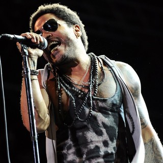 Lenny Kravitz in Lenny Kravitz Performs During 10 Giorni Suonati Festival