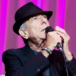 Leonard Cohen in Leonard Cohen Performing