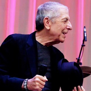 Leonard Cohen in Leonard Cohen Performing