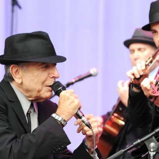 Leonard Cohen in Leonard Cohen Performs for A Live Audience