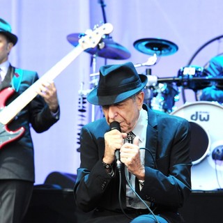 Leonard Cohen in Leonard Cohen Performs for A Live Audience