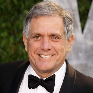 Leslie Moonves in 2012 Vanity Fair Oscar Party - Arrivals