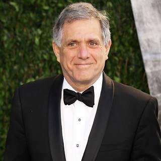 Leslie Moonves in 2012 Vanity Fair Oscar Party - Arrivals