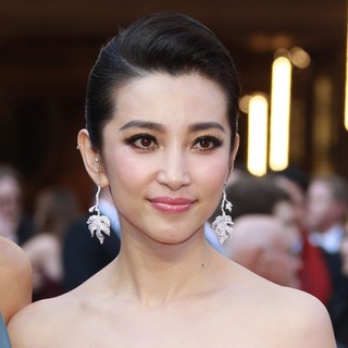 Li Bingbing in 84th Annual Academy Awards - Arrivals