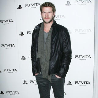 Liam Hemsworth in Sony Playstation PS Vita Portable Entertainment System Launch Party - liam-hemsworth-sony-playstation-ps-vita-launch-party-01