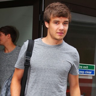Liam Payne, One Direction in Liam Payne Leaving The Sony Music Offices