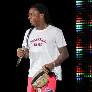 Lil Wayne Performs During The I Am Still Music Tour - lil-wayne-i-am-still-music-tour-16