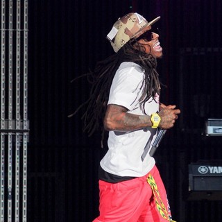 Lil Wayne Performs During The I Am Still Music Tour - lil-wayne-i-am-still-music-tour-20