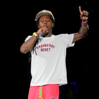 Lil Wayne Performs During The I Am Still Music Tour - lil-wayne-i-am-still-music-tour-25