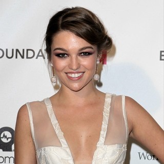 Lili Simmons in 21st Annual Elton John AIDS Foundation's Oscar Viewing Party