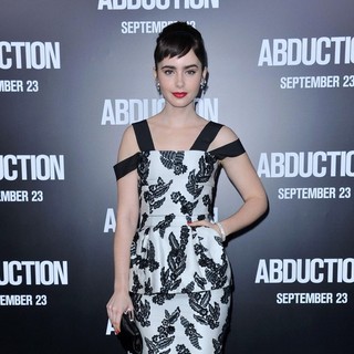 Lily Collins in The Premiere of Abduction - Arrivals
