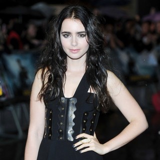 Lily Collins in Abduction - UK Film Premiere - Arrivals
