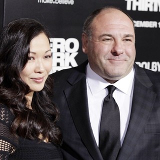 Deborah Lin, James Gandolfini in Los Angeles Premiere of Columbia Pictures' Zero Dark Thirty