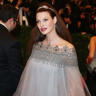 Linda Evangelista in PUNK: Chaos to Couture Costume Institute Gala