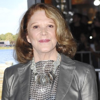 The Wanderlust World Premiere - Arrivals - linda-lavin-premiere-wanderlust-01