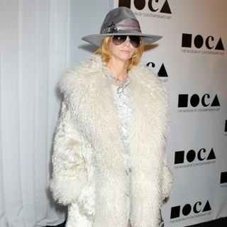 Linda Ramone in 2011 MOCA Gala: An Artist's Life Manifesto - Arrivals