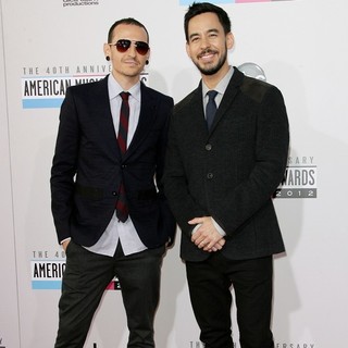 Chester Bennington, Mike Shinoda, Linkin Park in The 40th Anniversary American Music Awards - Arrivals