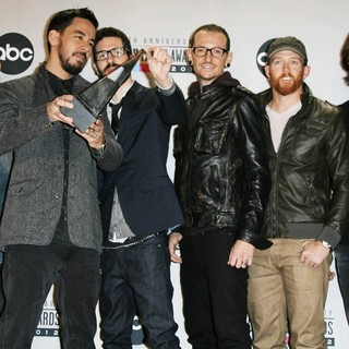Linkin Park in The 40th Anniversary American Music Awards - Press Room