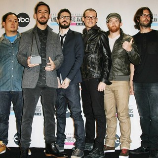 Linkin Park in The 40th Anniversary American Music Awards - Press Room