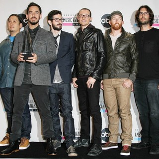 Linkin Park in The 40th Anniversary American Music Awards - Press Room