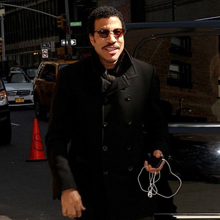 Lionel Richie in Celebrities Arrive at The Ed Sullivan Theater for The Late Show with David Letterman