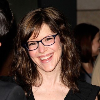 Lisa Loeb in Fright Night Los Angeles Screening - Red Carpet - lisa-loeb-screening-fright-night-02