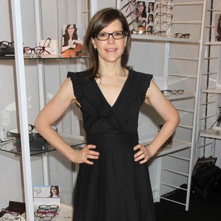 Lisa Loeb in Vision Expo West 2011 - lisa-loeb-vision-expo-west-2011-05